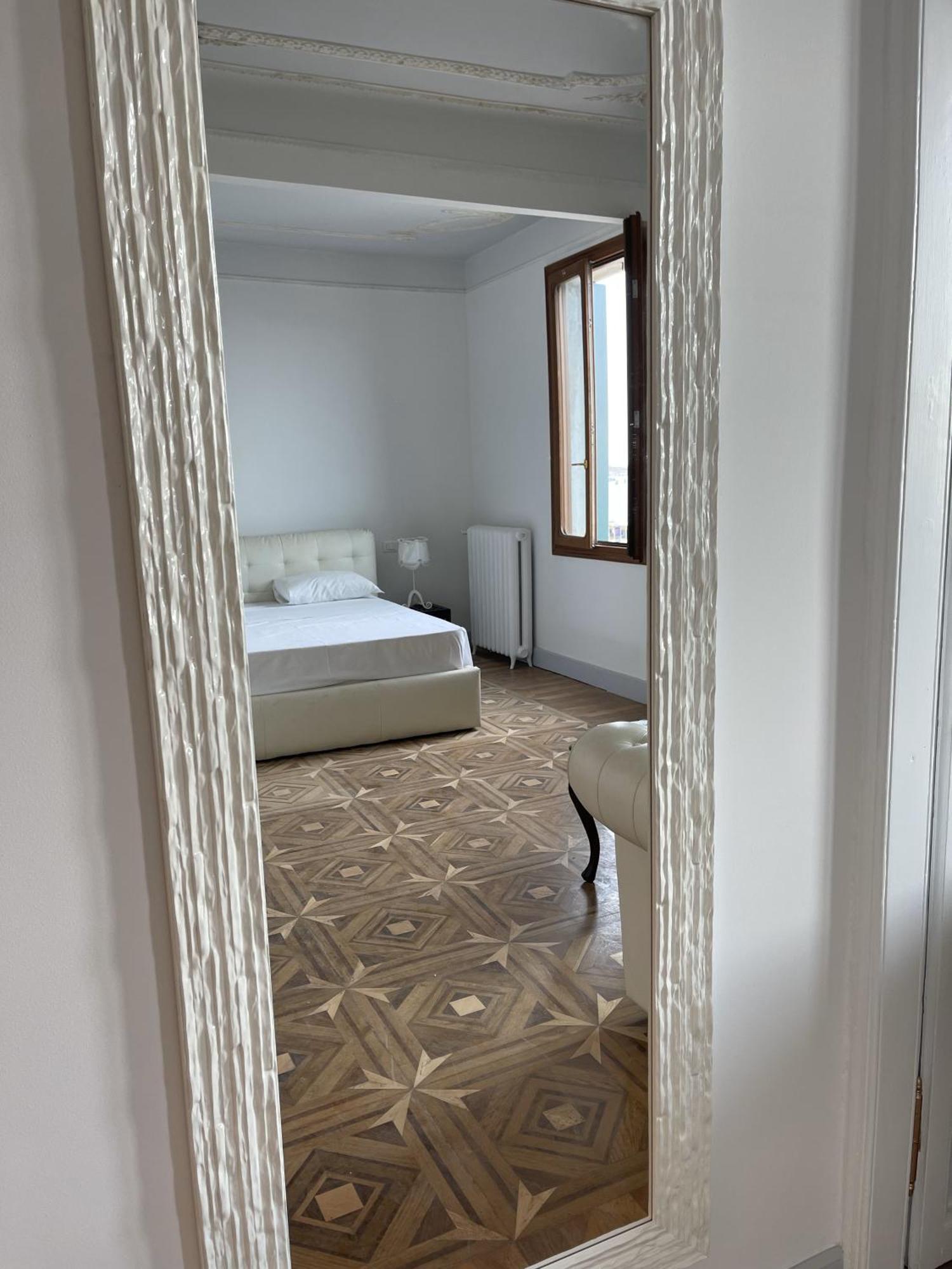 Apartamento The B Collection - San Marco Riva Schiavoni Venecia Exterior foto