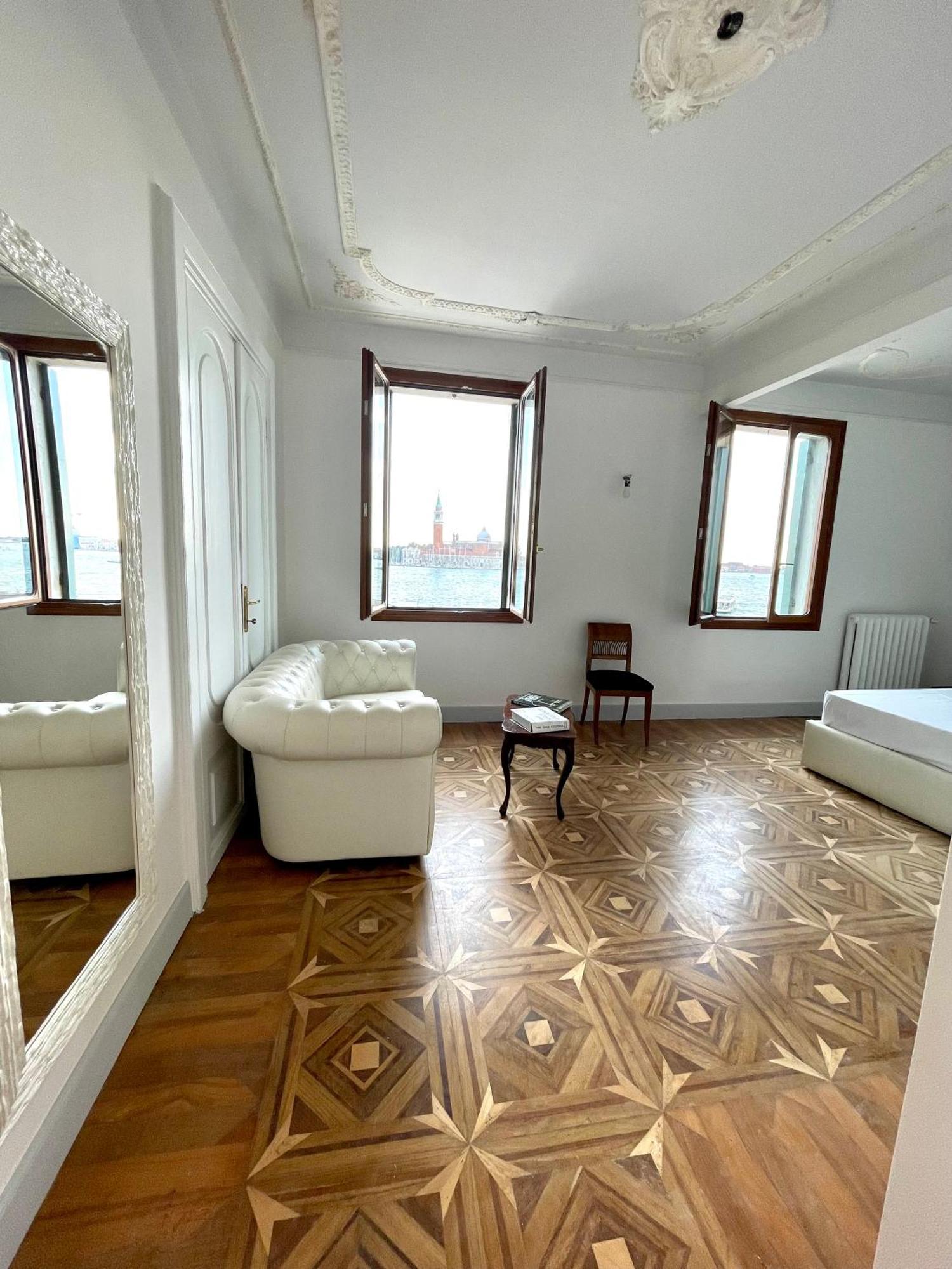 Apartamento The B Collection - San Marco Riva Schiavoni Venecia Exterior foto