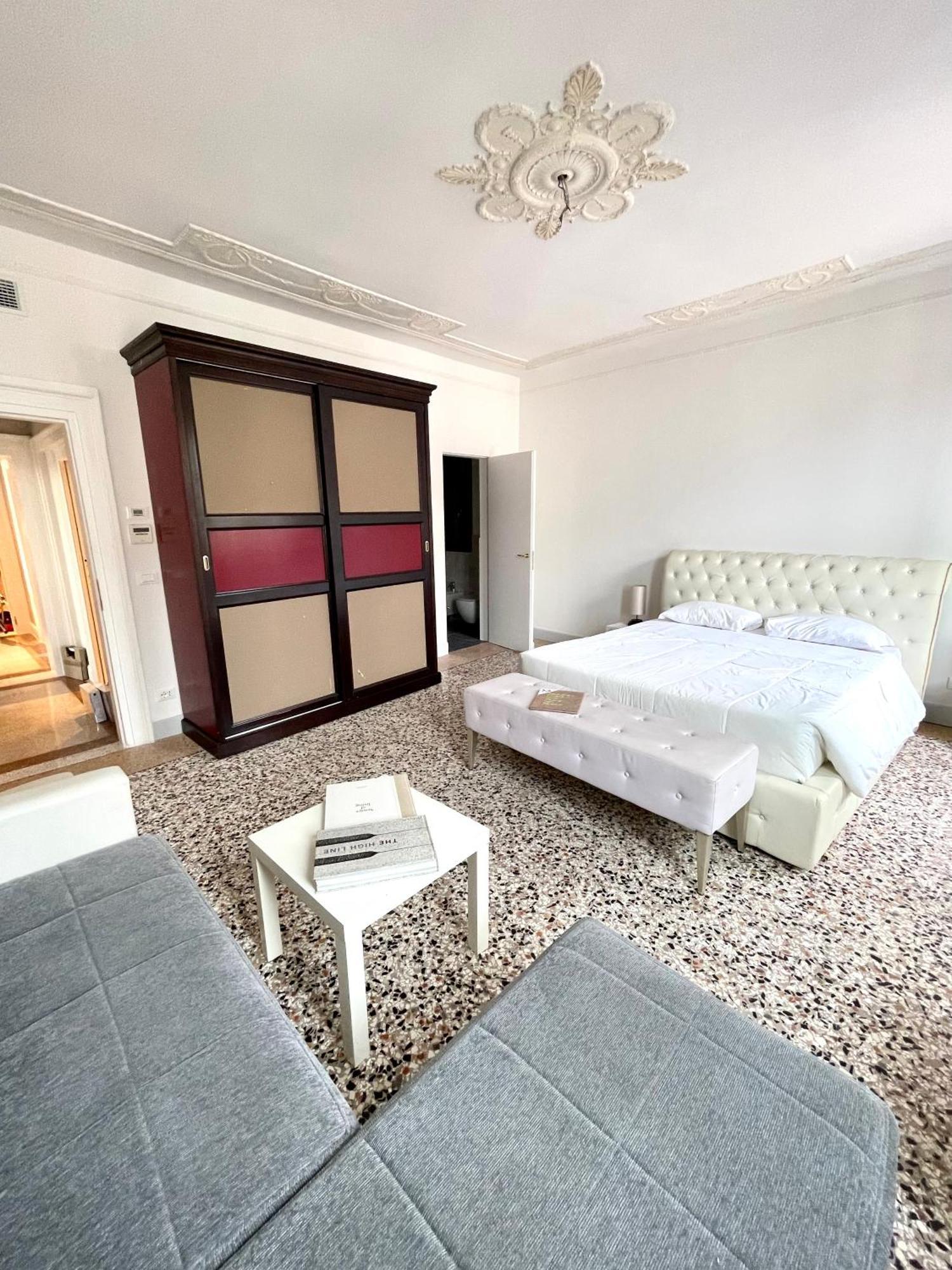 Apartamento The B Collection - San Marco Riva Schiavoni Venecia Exterior foto